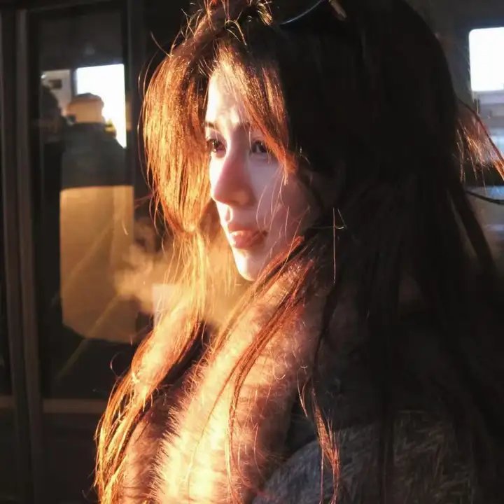歌女怀春